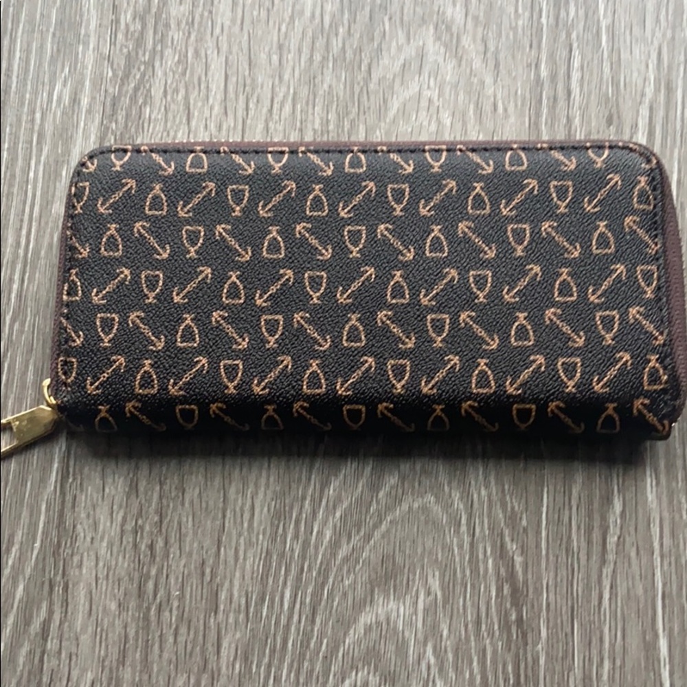 Wallet/clutch